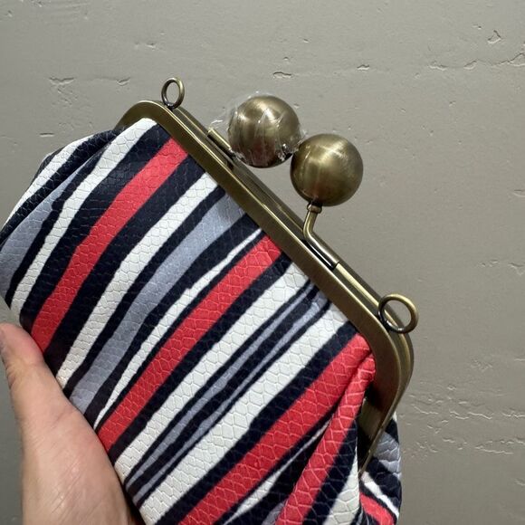 Colorful Striped Handmade Cowhide Big Ball Kisslock Wristlet/Multi Use Handbag - Picture 11 of 15